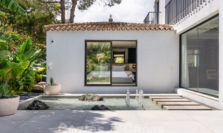 Villa de lujo con diseño mediterráneo moderno en venta en una popular zona de golf en Nueva Andalucía, Marbella 61675 