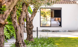 Villa de lujo con diseño mediterráneo moderno en venta en una popular zona de golf en Nueva Andalucía, Marbella 61676 