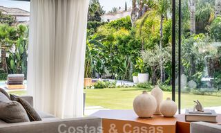 Villa de lujo con diseño mediterráneo moderno en venta en una popular zona de golf en Nueva Andalucía, Marbella 61679 