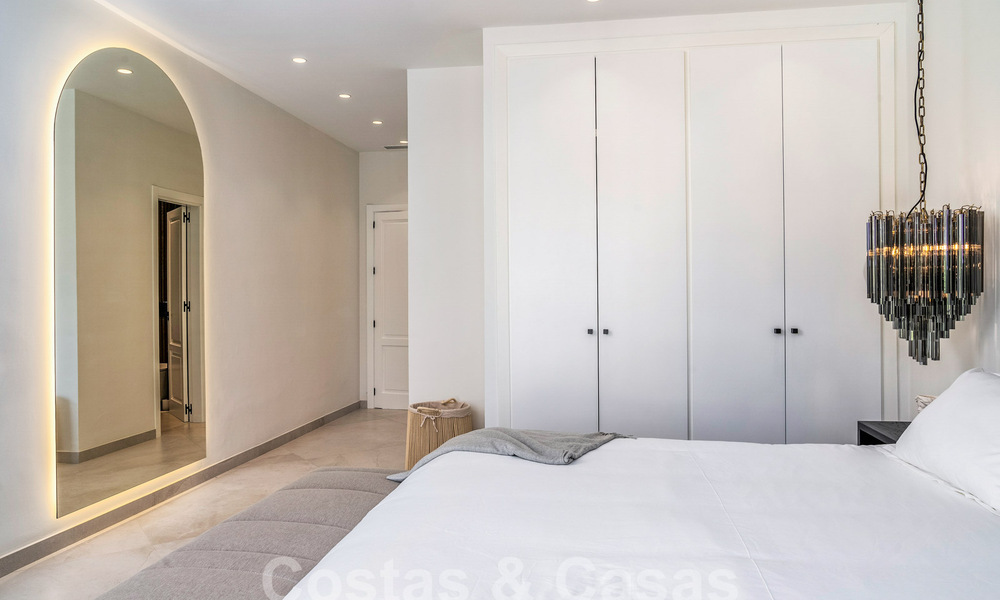 Villa de lujo con diseño mediterráneo moderno en venta en una popular zona de golf en Nueva Andalucía, Marbella 61682