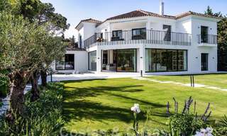 Villa de lujo con diseño mediterráneo moderno en venta en una popular zona de golf en Nueva Andalucía, Marbella 61715 