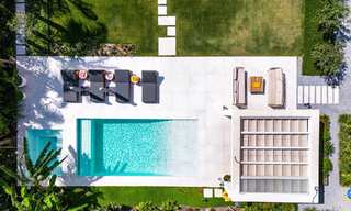 Villa de lujo con diseño mediterráneo moderno en venta en una popular zona de golf en Nueva Andalucía, Marbella 61717 