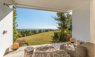 Moderno apartamento con jardín y vistas al mar en venta, a poca distancia en coche del centro de Marbella 61786 