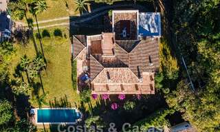 Villa mediterránea de lujo en venta a pocos pasos de la playa y servicios en Guadalmina Baja, Marbella 61848 