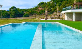 Nueva villa moderna de lujo en venta con vistas panorámicas al mar en el exclusivo Marbella Club Golf Resort en Benahavis - Marbella 61967 
