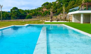 Nueva villa moderna de lujo en venta con vistas panorámicas al mar en el exclusivo Marbella Club Golf Resort en Benahavis - Marbella 61967 