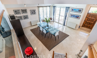 Encantadora casa familiar en venta con vistas al golf y al paisaje de montaña en Benahavis – Marbella 62090 