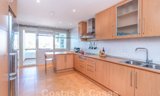 Encantadora casa familiar en venta con vistas al golf y al paisaje de montaña en Benahavis – Marbella 62118 