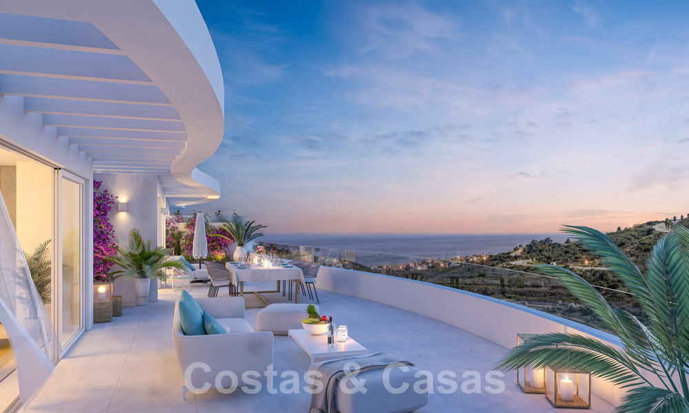 Nueva promoción de apartamentos con vistas al mar en venta, junto a un campo de golf cerca de Sotogrande, Costa del Sol 62026