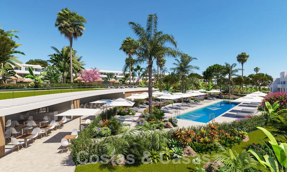 Nueva promoción de apartamentos con vistas al mar en venta, junto a un campo de golf cerca de Sotogrande, Costa del Sol 62034