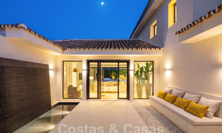Moderna villa mediterránea de lujo en venta en una prestigiosa urbanización de playa en San Pedro, Marbella 62042 