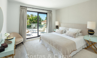 Moderna villa mediterránea de lujo en venta en una prestigiosa urbanización de playa en San Pedro, Marbella 62046 