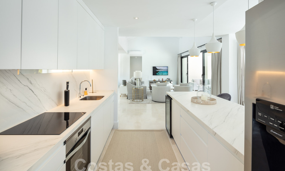 Moderna villa mediterránea de lujo en venta en una prestigiosa urbanización de playa en San Pedro, Marbella 62052