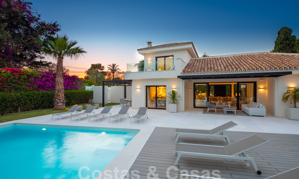 Moderna villa mediterránea de lujo en venta en una prestigiosa urbanización de playa en San Pedro, Marbella 62070