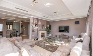 Espaciosa villa independiente en venta en una exclusiva urbanización cerrada en Benahavis - Marbella 62130 