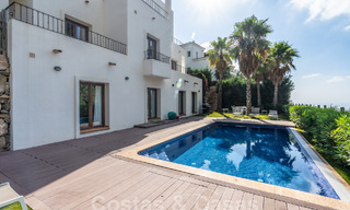 Espaciosa villa independiente en venta en una exclusiva urbanización cerrada en Benahavis - Marbella 62165 
