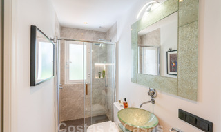 Auténtica villa, arquitectura mediterránea en venta en Sotogrande, Costa del Sol 62208 