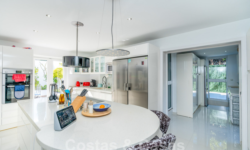 Auténtica villa, arquitectura mediterránea en venta en Sotogrande, Costa del Sol 62218