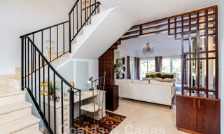 Auténtica villa, arquitectura mediterránea en venta en Sotogrande, Costa del Sol 62222 