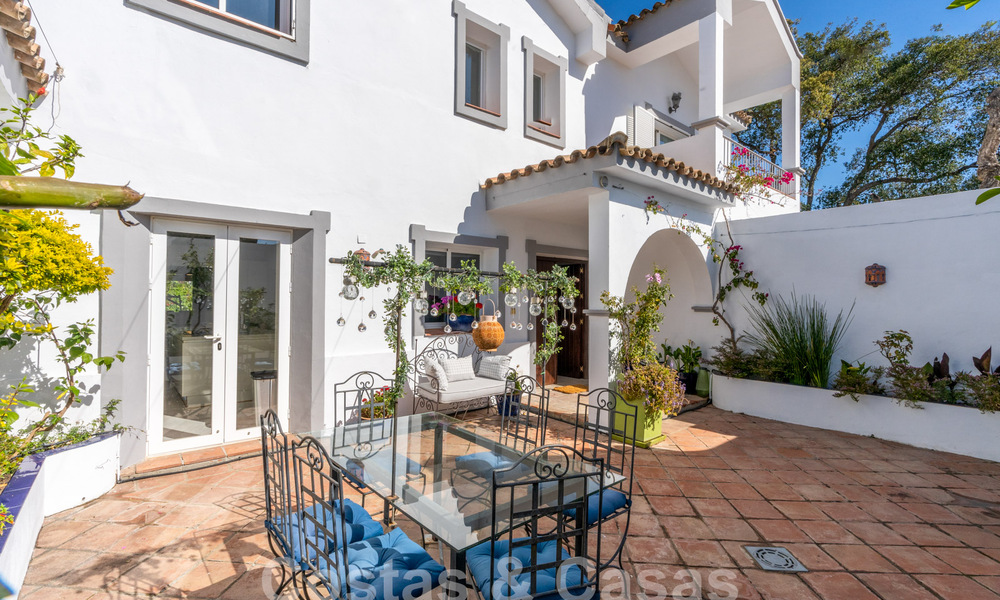 Auténtica villa, arquitectura mediterránea en venta en Sotogrande, Costa del Sol 62225
