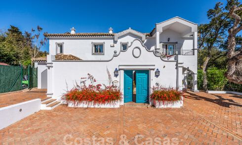 Auténtica villa, arquitectura mediterránea en venta en Sotogrande, Costa del Sol 62228