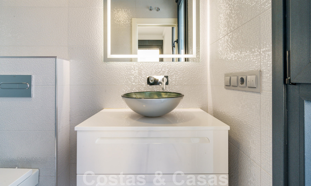 Nueva promoción de modernas villas de lujo en venta, en primera línea de golf con vistas al mar en Mijas, Costa del Sol 62460