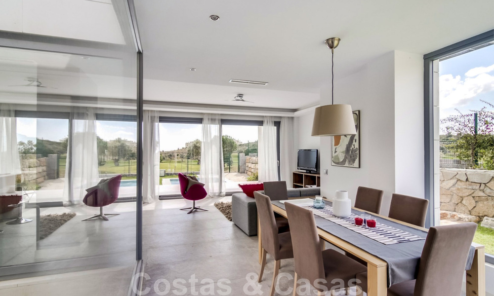 Nueva promoción de modernas villas de lujo en venta, en primera línea de golf con vistas al mar en Mijas, Costa del Sol 62475