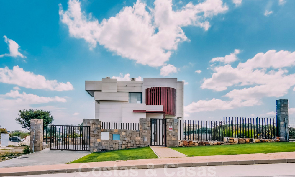 Nueva promoción de modernas villas de lujo en venta, en primera línea de golf con vistas al mar en Mijas, Costa del Sol 62479