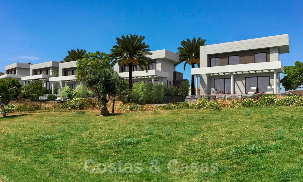 Nueva promoción de modernas villas de lujo en venta, en primera línea de golf con vistas al mar en Mijas, Costa del Sol 62490