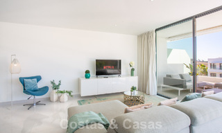 Moderno apartamento de 3 dormitorios con amplias terrazas en venta en la Nueva Milla de Oro entre Marbella y Estepona 62495 