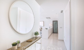 Moderno apartamento de 3 dormitorios con amplias terrazas en venta en la Nueva Milla de Oro entre Marbella y Estepona 62512 