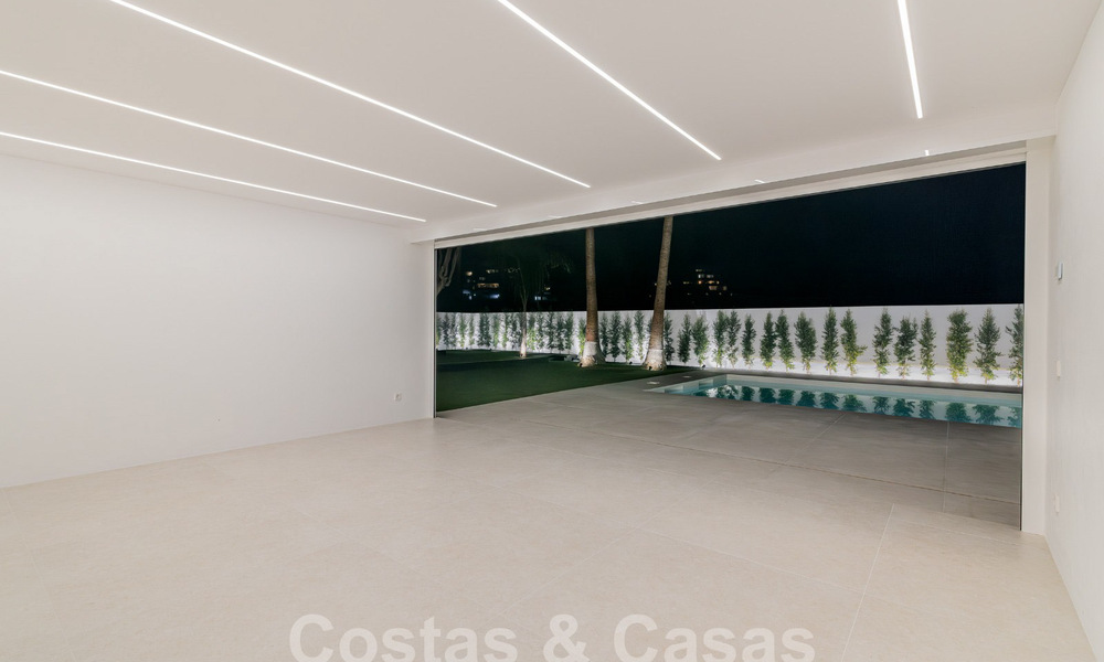 Nueva villa mediterránea moderna de una sola planta en venta, primera línea de golf, cerca de San Pedro - Marbella 62533