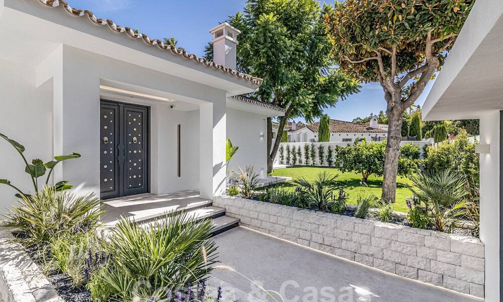 Nueva villa mediterránea moderna de una sola planta en venta, primera línea de golf, cerca de San Pedro - Marbella 62537