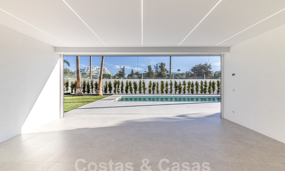 Nueva villa mediterránea moderna de una sola planta en venta, primera línea de golf, cerca de San Pedro - Marbella 62540