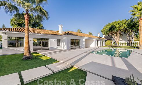 Nueva villa mediterránea moderna de una sola planta en venta, primera línea de golf, cerca de San Pedro - Marbella 62541