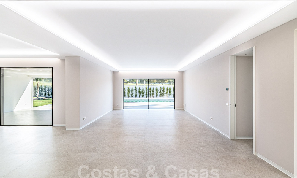 Nueva villa mediterránea moderna de una sola planta en venta, primera línea de golf, cerca de San Pedro - Marbella 62542