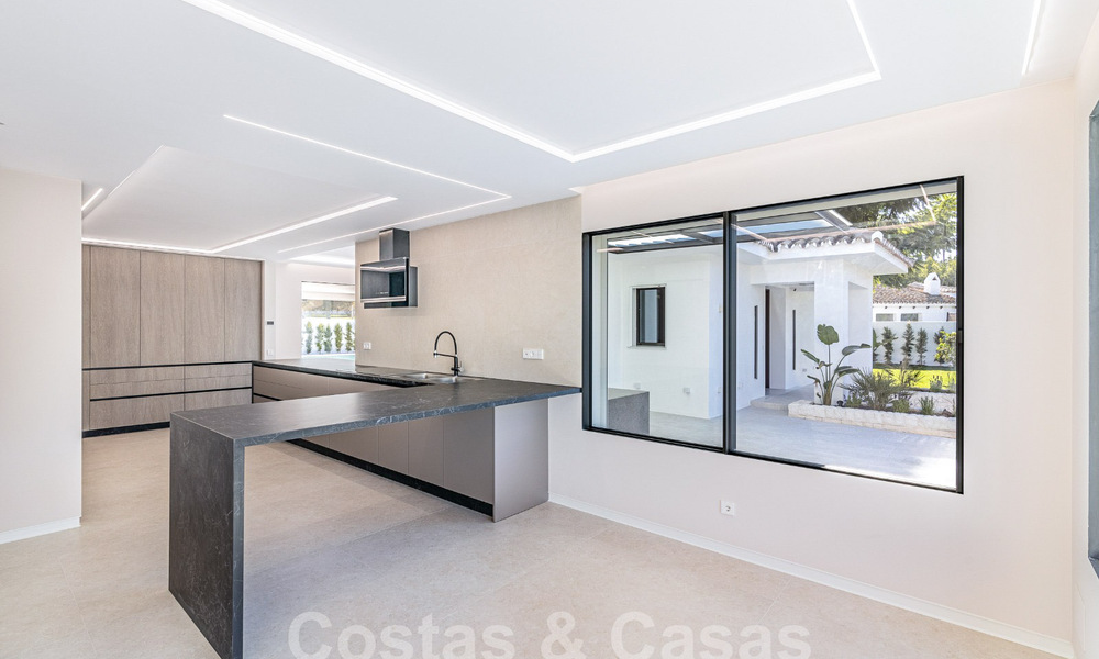 Nueva villa mediterránea moderna de una sola planta en venta, primera línea de golf, cerca de San Pedro - Marbella 62548