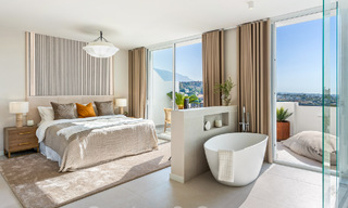 Casa adosada reformada con estilo en venta, junto al campo de golf de La Quinta en Benahavis - Marbella 62793 