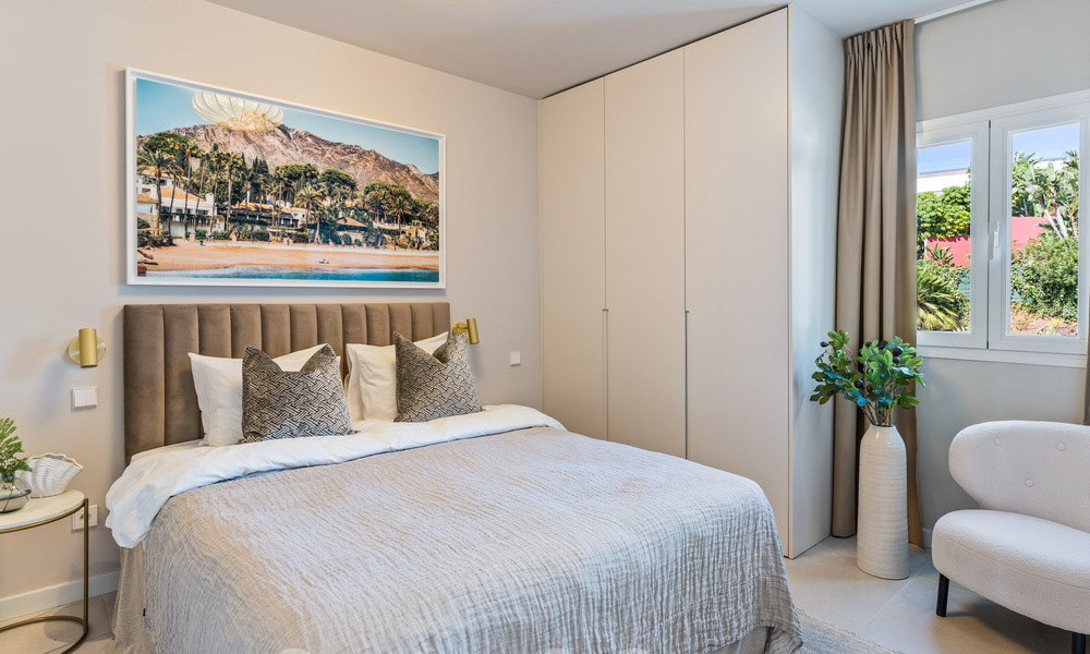 Casa adosada reformada con estilo en venta, junto al campo de golf de La Quinta en Benahavis - Marbella 62805