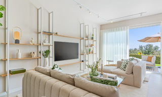 Casa adosada reformada con estilo en venta, junto al campo de golf de La Quinta en Benahavis - Marbella 62816 