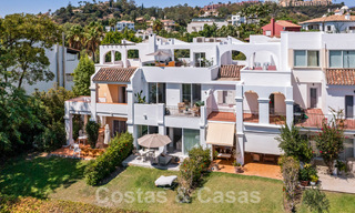 Casa adosada reformada con estilo en venta, junto al campo de golf de La Quinta en Benahavis - Marbella 62820 