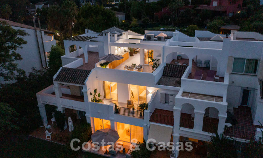 Casa adosada reformada con estilo en venta, junto al campo de golf de La Quinta en Benahavis - Marbella 62828