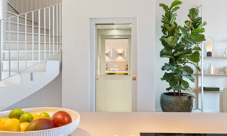 Casa adosada reformada con estilo en venta, junto al campo de golf de La Quinta en Benahavis - Marbella 62831 