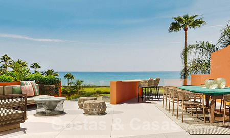 Ático de calidad en venta en complejo en primera línea de playa al este de Marbella centro 62841