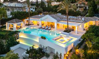 Sofisticada villa de lujo con vistas panorámicas al mar en venta en Nueva Andalucia, Marbella 62758 