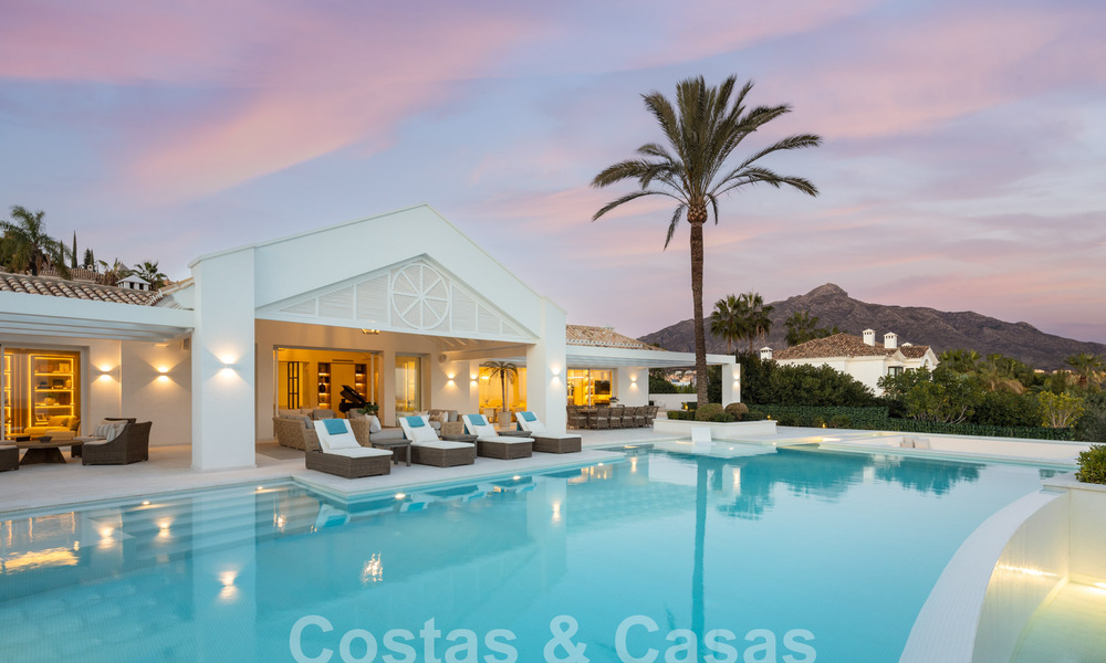 Sofisticada villa de lujo con vistas panorámicas al mar en venta en Nueva Andalucia, Marbella 62763