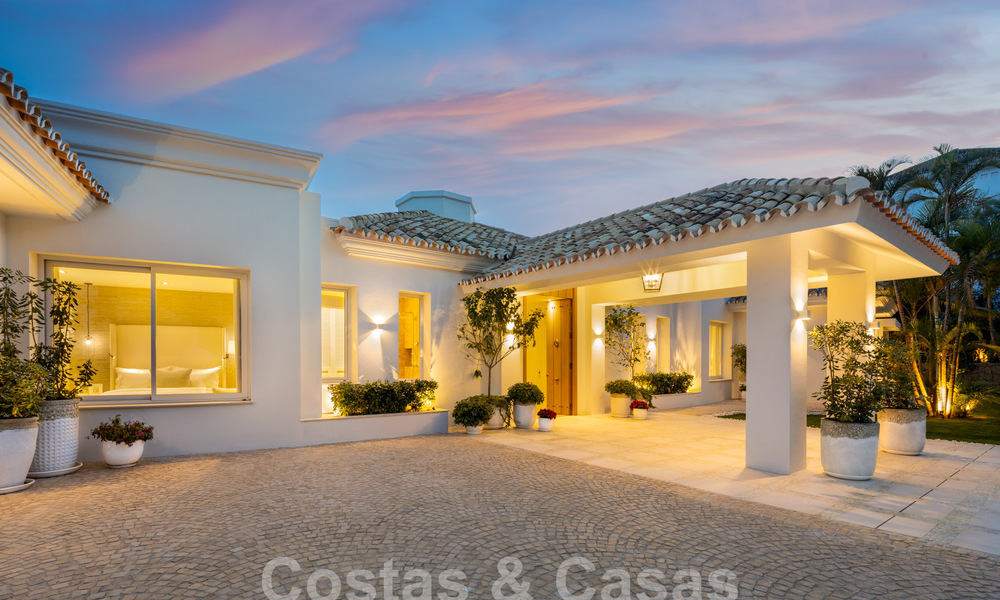Sofisticada villa de lujo con vistas panorámicas al mar en venta en Nueva Andalucia, Marbella 62765