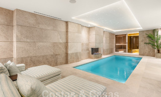 Sofisticada villa de lujo con vistas panorámicas al mar en venta en Nueva Andalucia, Marbella 62786 