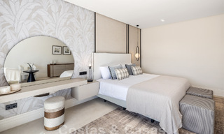 Lujosa adosada mediterránea reformada en venta en una exclusiva zona residencial cerrada en la Milla de Oro de Marbella 62741 