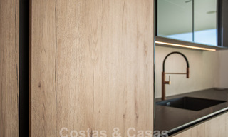 Villas de lujo listas para entrar a vivir en un nuevo e innovador complejo que consta de 12 sofisticadas villas con vistas al mar, en la Milla de Oro de Marbella 62668 